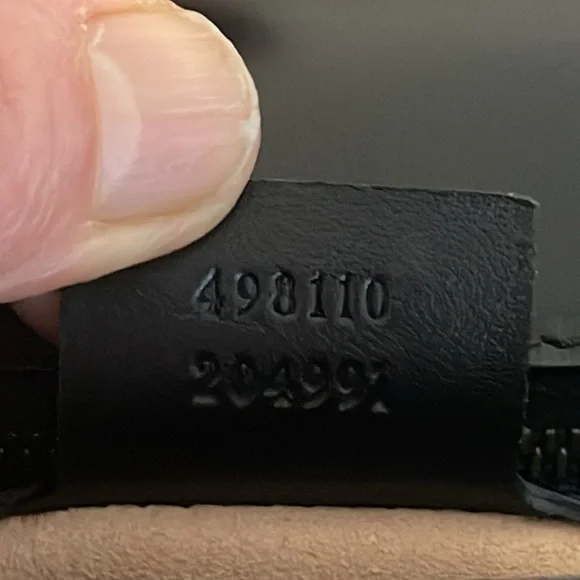 Gucci GG Marmonttop handle black leather bag
